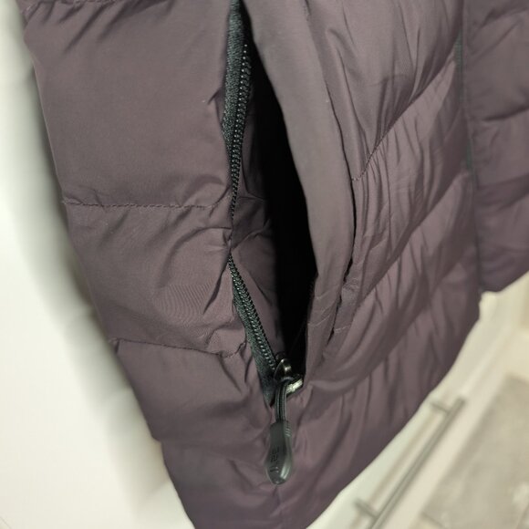 32 Degrees Heat Hooded Puffer Jacket | Acai Berry, Size Small, Lightweight - Picture 4 of 12